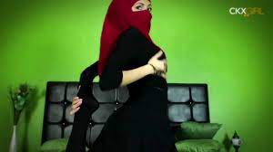 CokeGirlx | Muslim Hijab Girls on Webcam | Dance Show - XNXX.COM