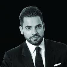 Sahar Farooqi's Instagram, Twitter & Facebook