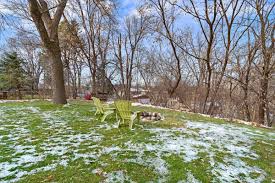 For Sale 7800 Winnetka Heights Drive Golden Valley Mn 55427 5 Beds 2 Full Baths 1 Half Bath 476000