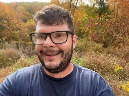 Mike Stutts's Instagram, Twitter & Facebook