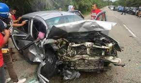 Check spelling or type a new query. Wanita Maut Kereta Bertembung Bas
