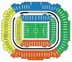 В октябре 2018 года на «газпром арене» состоялось первое масштабное нефутбольное мероприятие — концерт группировки «ленинград». Stadion Gazprom Arena Sankt Peterburg Portal O Sporte Effektnyh Tryukah Legendah Sporta