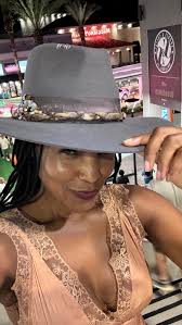 Truth is… our culture is EXTRA AF! So proud of my people for ALWAYS thinkin  outside the box. 🤯🤭🤩🏆