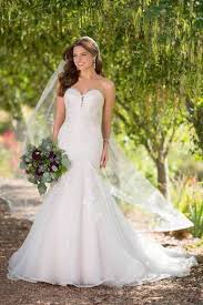 Pepper By Essense Of Australia Wedding Dress Wedding Dress Styles Guide Mermaid Wedding Dress Fit And Flare Wedding Dress