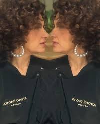 You can never get tired of serving great hair Even in this heat !! Let's  make it a hot hair summer !! #andredavisstudio #hothair #summerheat  #ilaonlyspa · Andre Davis Celebrity Hair · Facebook