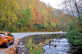 The road distance is 221.2 miles. 5 Scenic Drives In Great Smoky Mountains Nc