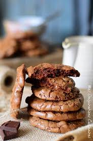 Les Cookies Brownies Au Chocolat Le Blog Cuisine De Samar Recette Cookies Recette Cookies Et Biscuits Alimentation