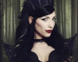 Black Lace Shoulder Pads Decorated With Crystals(this Listing Relates Only  the Shoulder Pads, Not the Crown)