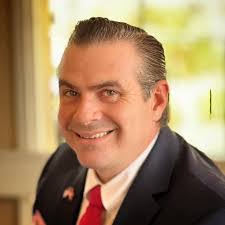 Shawn Anton's Instagram, Twitter & Facebook