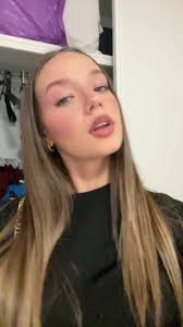 ana saavedra del rey (@anassaavedraa)