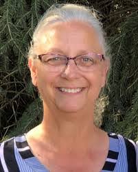 Wanda Dunham's Instagram, Twitter & Facebook