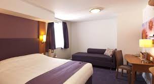 The stansted premier inn is just a short drive from the entrance to stansted airport. Premier Inn Budget Hotel At Stansted Airport With Shuttle To Terminal