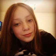 Abigail Snow's Instagram, Twitter & Facebook