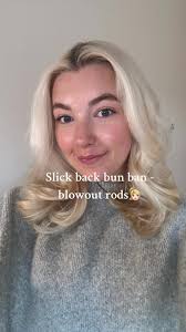 Trying another heatless curl method💘✨ not bad but deffo need a bit more  practice! These were actually super comfy to sleep in which surprised me  but this was