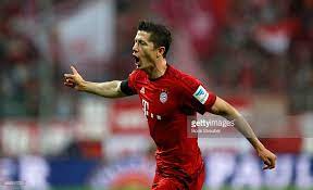 Teenage sensation jamal musiala scored twice as bayern munich beat wolfsburg to go seven points clear at the top of the bundesliga. Bayern Munich 5 1 Wolfsburg Guardiola S System Alteration Was The Catalyst In Lewandowski S Dominant Performance Totaalvoetbal Central