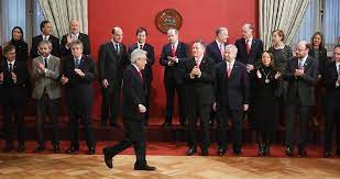 Si continua navegando, consideramos que acepta su uso. 6 Cambios Ministeriales Y Sin Tocar Al Comite Politico Todo Lo Que Dejo El Segundo Cambio De Gabinete De Pinera Ii