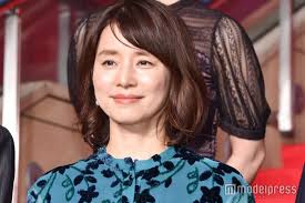 画像1 2 石田ゆり子 天然エピソードにスタジオ驚愕 不思議な子ども時代も告白 石田ゆり子 石田ゆり子 ファッション 石田ゆり子 ヘアスタイル