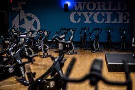 0 282 653 77 56. World Gym Cycle Health Club Muscle Beach Personal Fitness