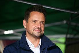 Rafał trzaskowski w listopadzie 2018 roku został zaprzysiężony na prezydenta warszawy. Rafal Trzaskowski Zaprezentuje Dzis Formule Rozszerzenia Ko Radiomaryja Pl