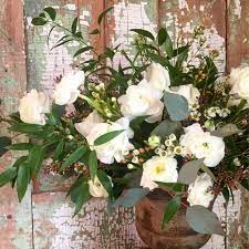 Ranunculus Roses Silver Dollar Eucalyptus Italian Ruscus Waxflower And Seeded Eucalyptus Loose Bouquet Floral Wreath Seeded Eucalyptus