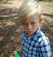 Coupe Garcon 80 Superbes Idees De Coiffure Pour Les Jeunes Messieurs Coupe Garconne Idees De Coiffures Coupe De Cheveux Garcon