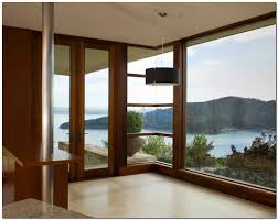 Kadang orang menyebutnya gordyn yaitu sebuah kain penutup untuk jendela atau pintu.desain yang unik, elegan dan mempunyai bahan yang baik pasti menjadi daya tarik tersendiri. Hebat 10 Model Jendela Rumah Minimalis Sederhana Ini Keren Abis Jika Berbicara Tentang Rumah Minimalis Andersen Patio Doors Patio Doors Sliding Patio Doors