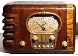 Pin By Jesus Sanchez On Old Vintage Radio Players Radios Vintage Radio Antique Radio Old Time Radio