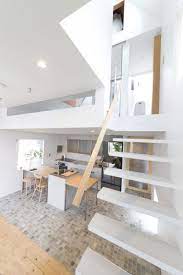 曖昧な境界が広げる可能性狭小を感じさせない開かれた街のスタンド 家のインテリア 2階リビング 間取り 狭小住宅