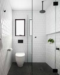 Banheiro Preto E Branco Tambem No Estilo Minimalista Cai Bem Em Qualquer Comodo Projeto Nao Autoral Banheiro Preto E Branco Banheiro Preto Banheiros Modernos