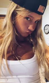 ♤Heidi whitney♤ (wheidi866)