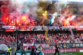O branky se postarali tetteh (80' sparta) a musa (90 3' slavia). Slavia And Sparta Fans Gear Up For Explosive Prague Derby Kafkadesk