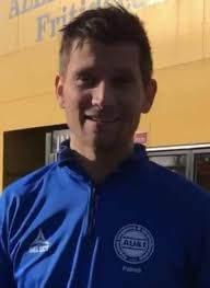 Shila og Bent jubilerer, Kardemomme-hold på plads