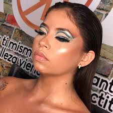 Divino! 💙 #maquillajeazul @javierr_gram