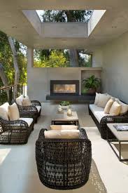Terrassengestaltung Idee Halbgeschlossene Terrasse Interessantes Design Moderne Designidee Terassenentwurf Terrassengestaltung Kleines Wohnzimmer Dekor
