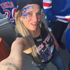 How to rescue a pet parrot stuck in a sump near my house?