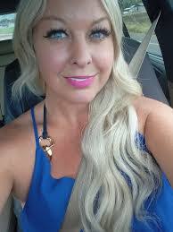 Amy Evenson's Instagram, Twitter & Facebook