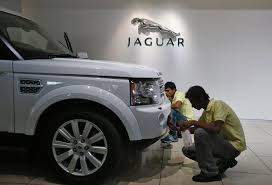 Jaguar Land Rover To Invest 1 5 Bn Pounds In New Technology Create 1700 Uk Jobs