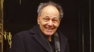 Frank Auerbach: British-German painter dies aged 93