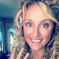 Candice Mathews (aimerlablonde)