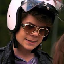Benny my babysitter's a vampire. No Context My Babysitter S A Vampire On Twitter Listen To Benny Weir