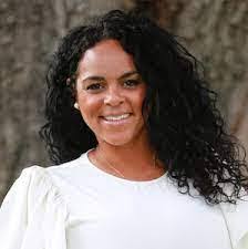 Danielle Biggers's Instagram, Twitter & Facebook