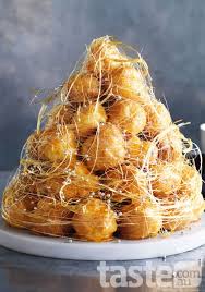 Strand Blk Wht Crmc Cryst Croquembouche Profiteroles Croquembouche Recipe