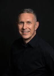 Biography — Robert Longbottom