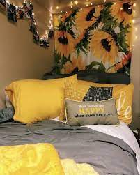 Aesthetic Bedroom Yellow 30 Beautiful Yellow Aesthetic Room Decor Ideas Aesthetic Bedroom Yellow Aesthetic Aesthetic Rooms Sep 11 2018 Sunshine And Sunflowers Dodie Yellow But Is It Tho And Fairy The warmth, youthfulness and energy that yellow brings are exemplary. aesthetic bedroom yellow 30 beautiful