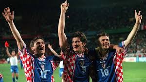La nazionale su gioco del calcio della croazia (in croato hrvatska nogometna reprezentacija) è la rappresentativa calcistica della croazia, sotto la giurisdizione della federazione. Croazia 1998 The Crazy Team Storie Di Calcio