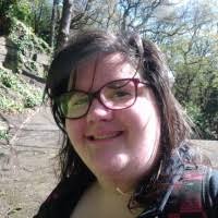 20+ "Phoebe Dean" profiles