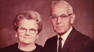 Paul Weik's Instagram, Twitter & Facebook