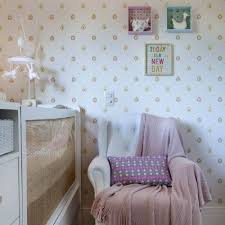 Papel De Parede Para Quarto De Bebe Veja 73 Modelos Lindos Decoração de quarto de bebê feminino floral. papel de parede para quarto de bebe