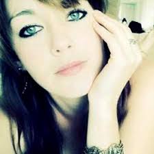 Charlotte Earle's Instagram, Twitter & Facebook