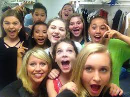 Lacey Ledford (@LEDtotheFORD)